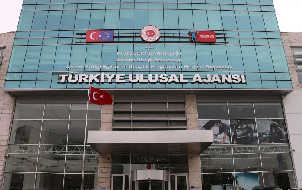 Ulusal Ajansın öncü rolü: Gençlerin uluslararası deneyim kazanmasını&nbsp;sağlamak